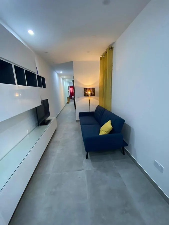 Gzira Two-Bedroom Apartment