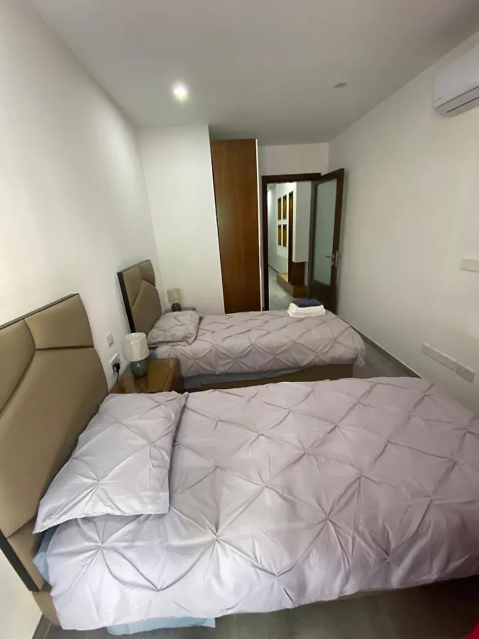 Gzira Two-Bedroom Apartment